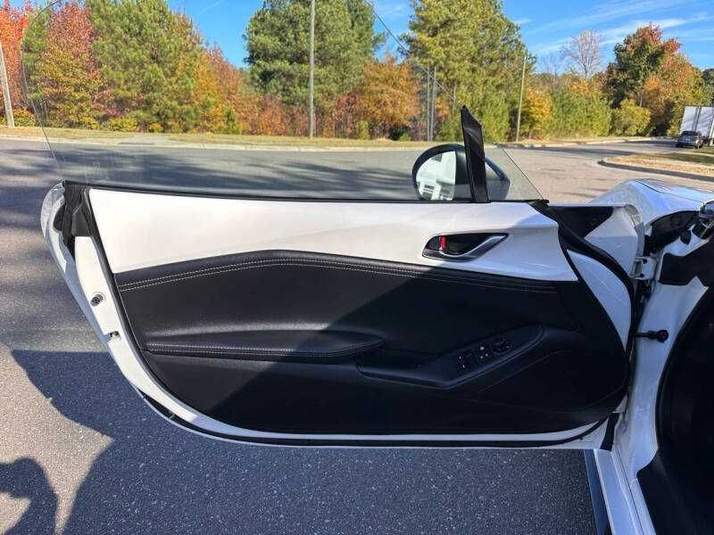 2023 Mazda MX-5 Miata