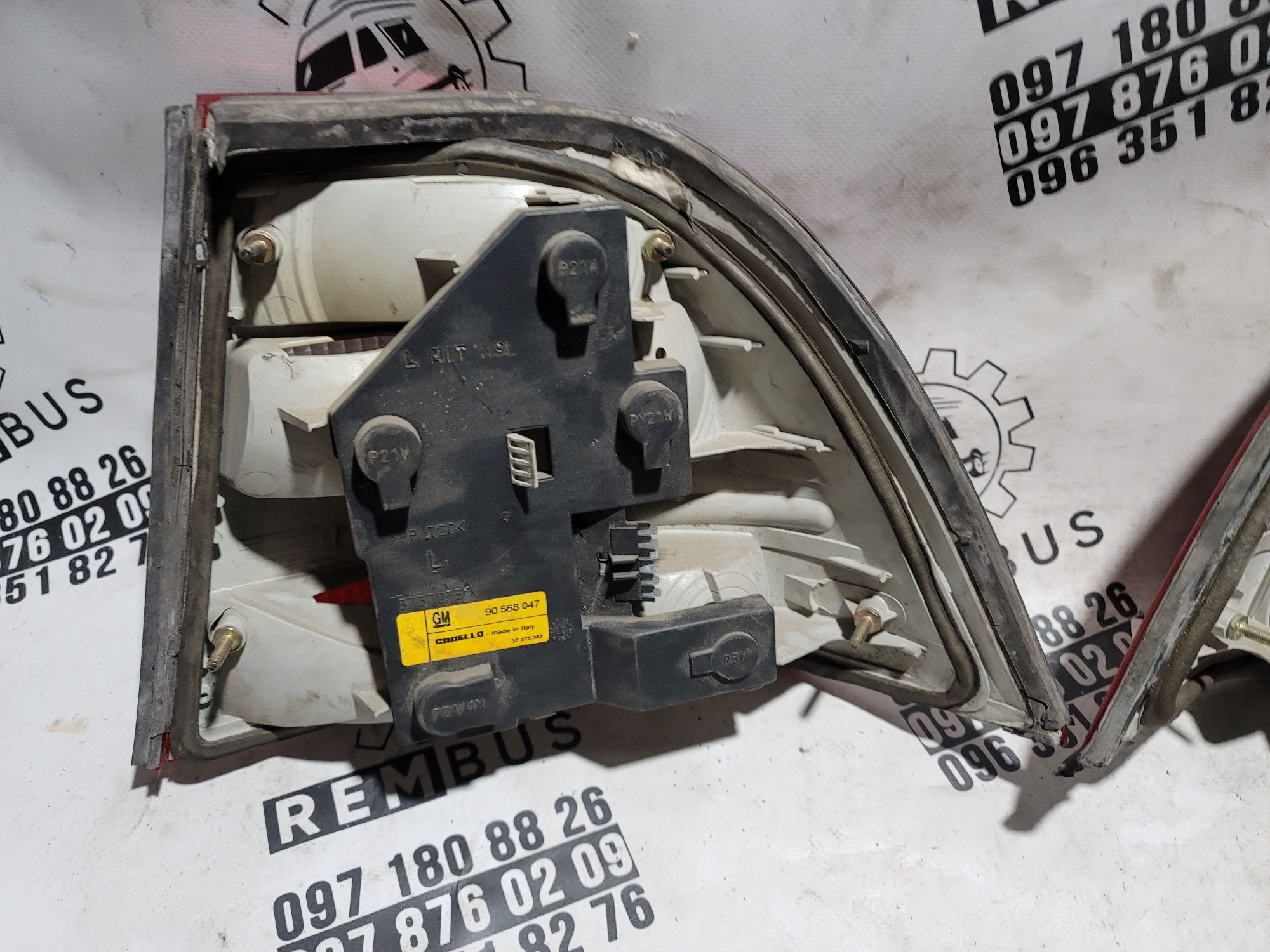 Задні фонарі стопи Opel Vectra b опель вектра плата стоп