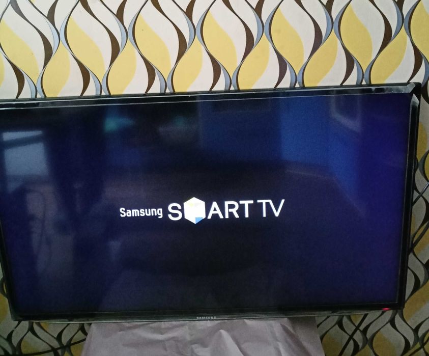 Телевізор Smart TV Samsung  UE40ES6307U