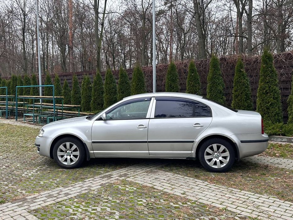 Skoda Superb 2003 р.в.. Газ-бензин.