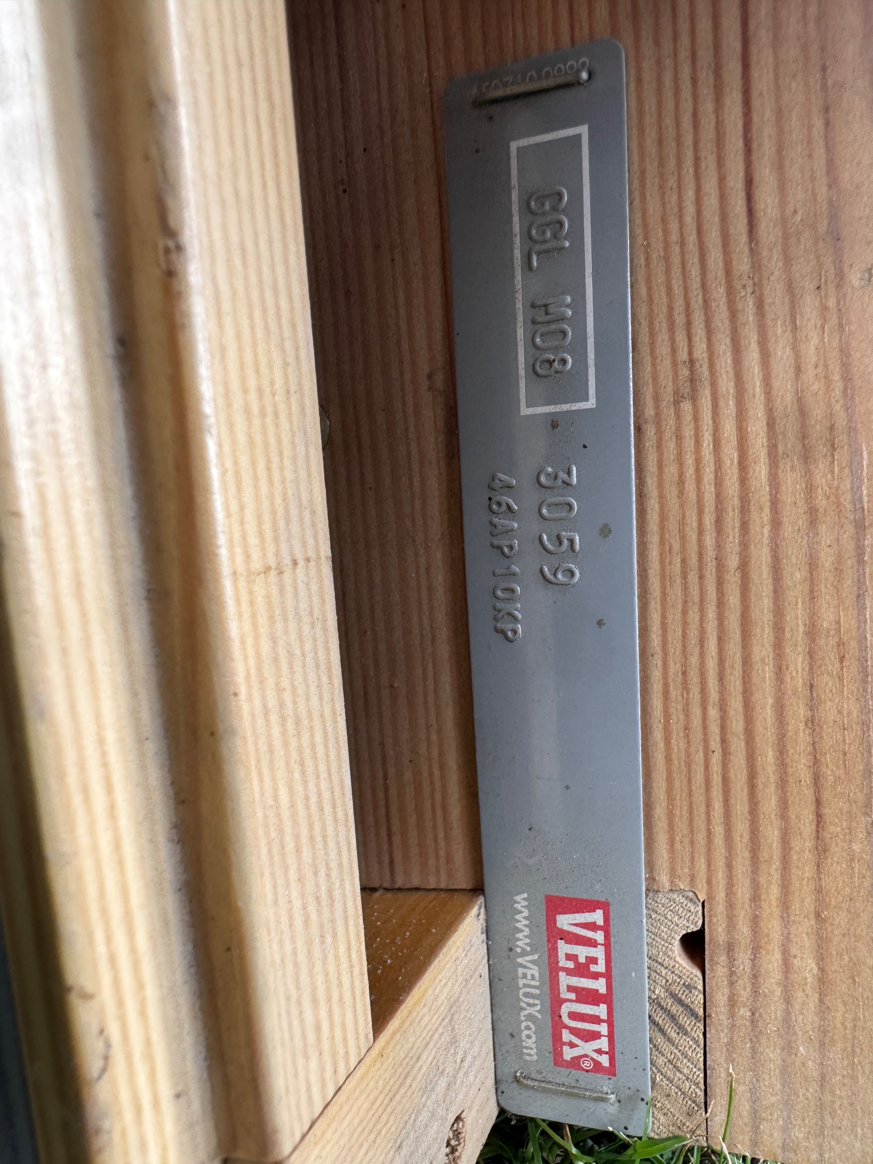 Okna dachowe Velux 78X140 szt 4