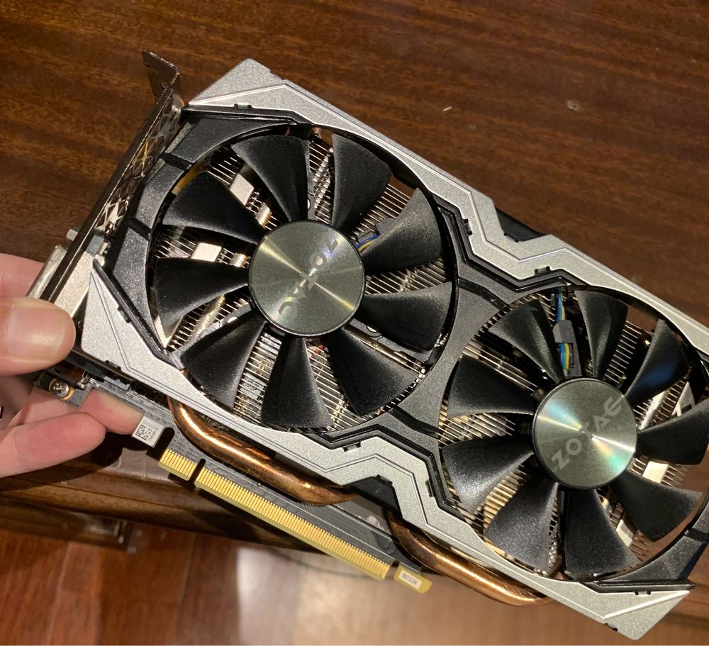 Zotac GeForce gtx 1060 6gb Gddr5X Amp Edition