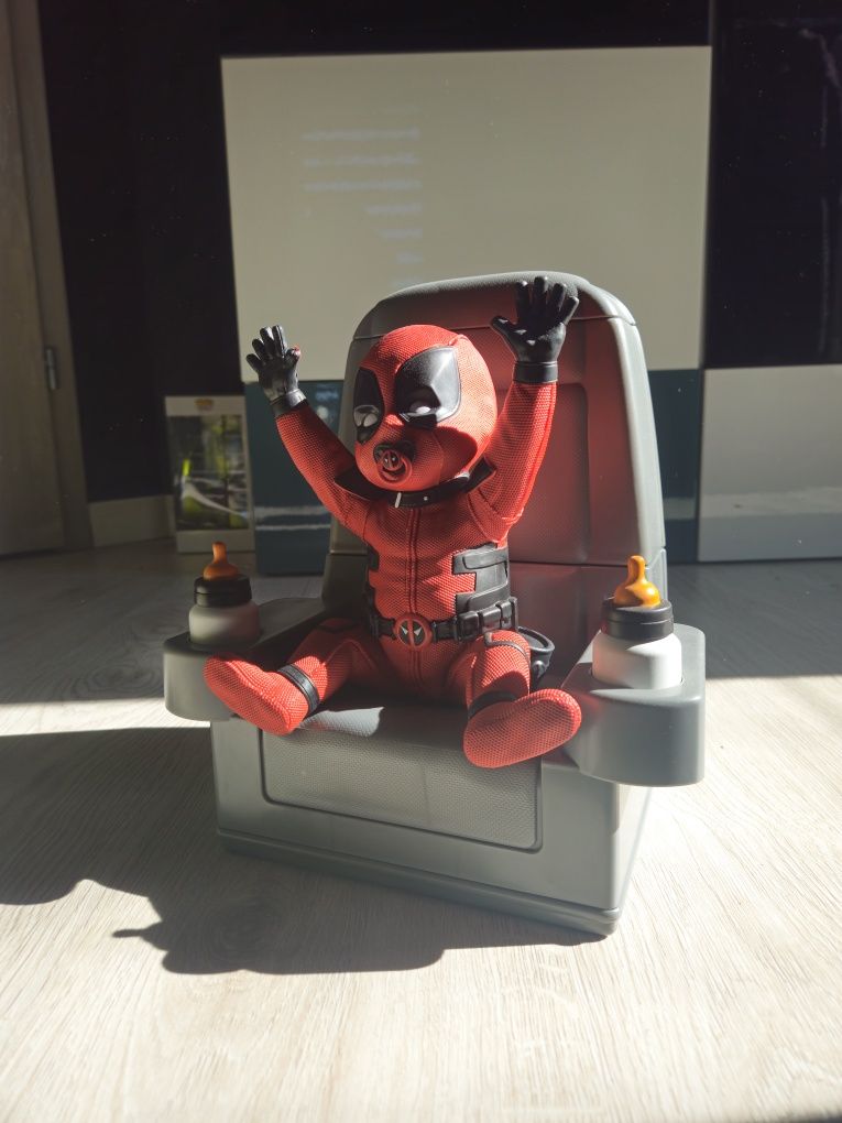 Figurka Babypool