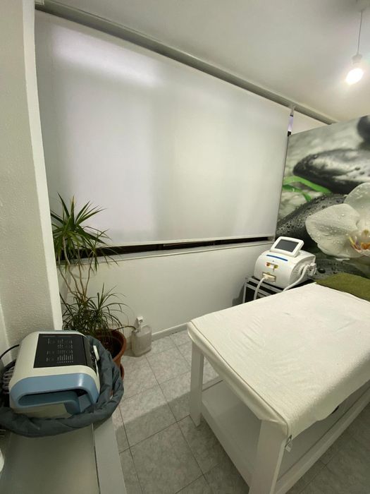 Aluga-se Loja com 28m² -Rua da Constituição -Porto - Ótima Localização