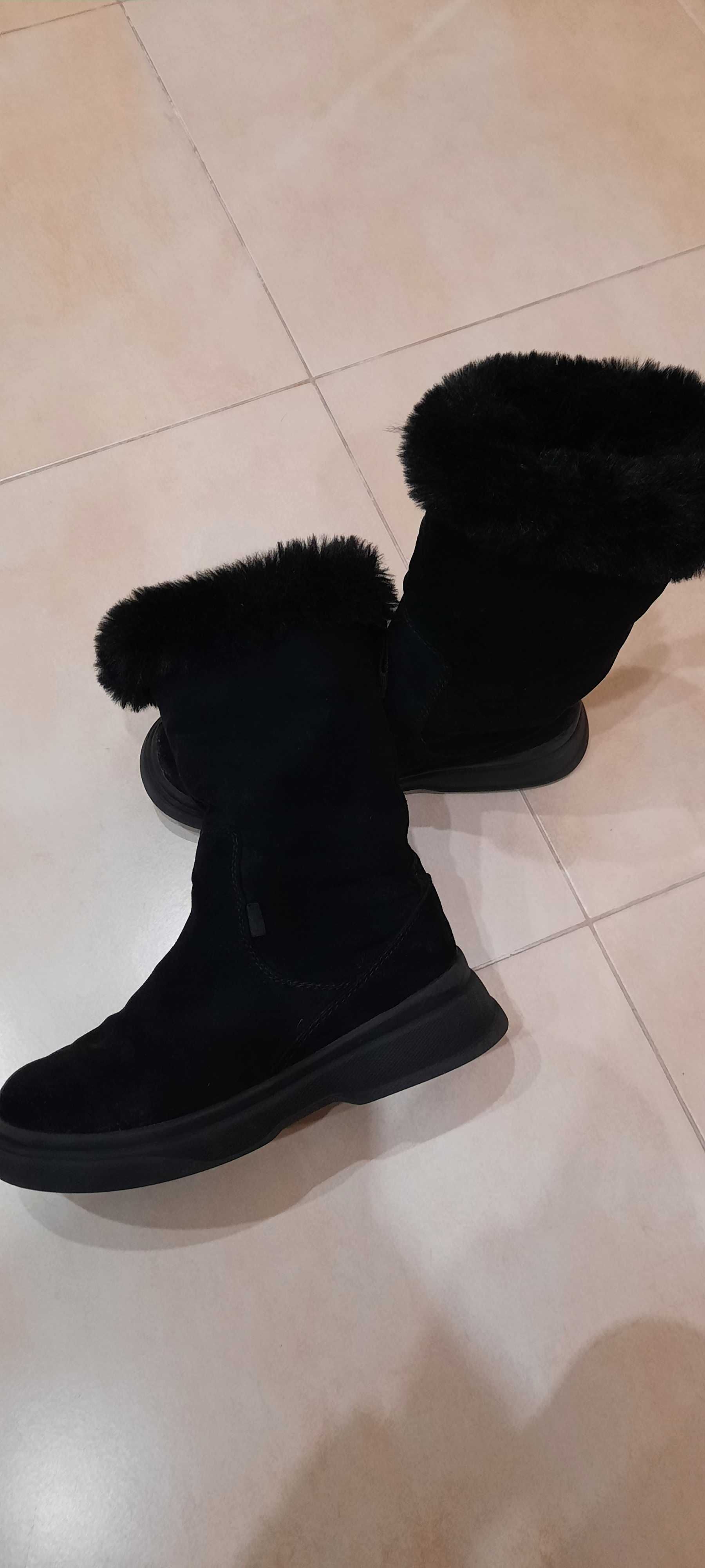 Botas Zara criança N34