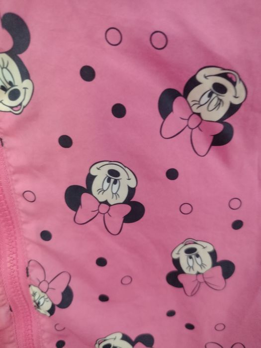 Różowa wiatrówka Pepco