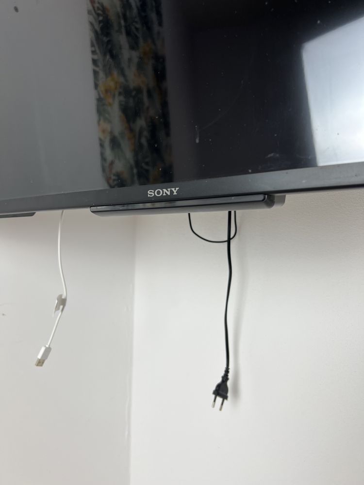Telewizor Sony Bravia 97 cm / 56 cm / przekatna 111 cm