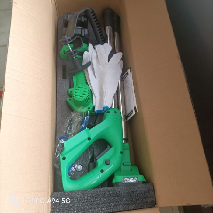 Motoserra a bateria Nova