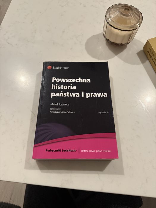 Powszechna historia państwa i prawa
