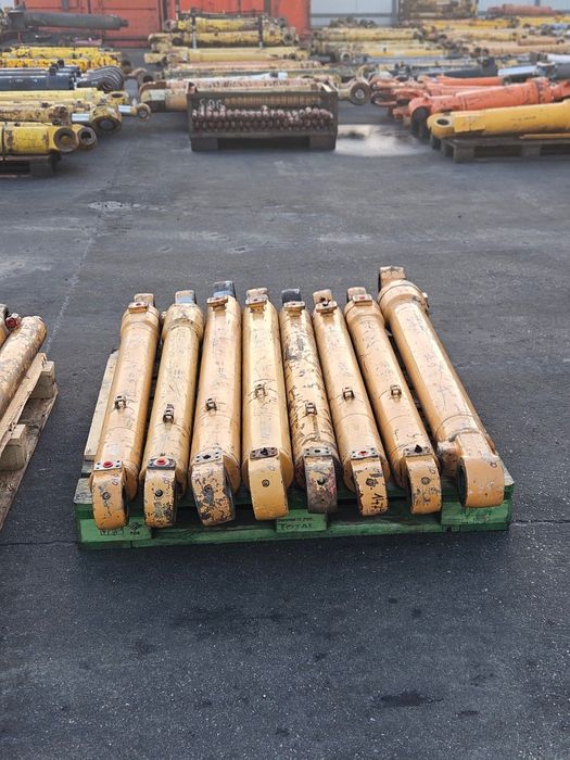 siłownik hydrauliczny case używany hurt