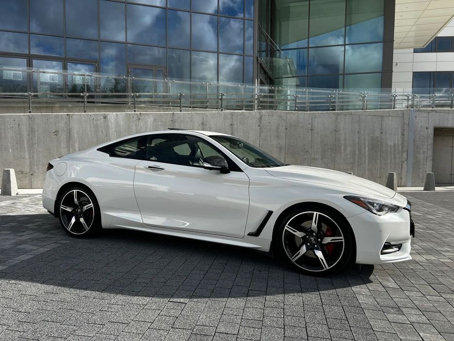 Infiniti Q60 Infiniti Q60S Red Sport 405km AWD CARBON