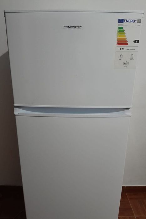 Vendo frigorífico como novo 3 meses de uso. Marca confortec