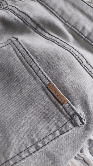 Серые джинсы Mango S /36