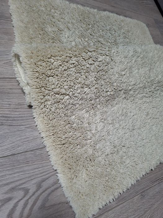 килимок для ванної кімнати,приліжковий ,60×100см ,Німеччина
Kleine Wol