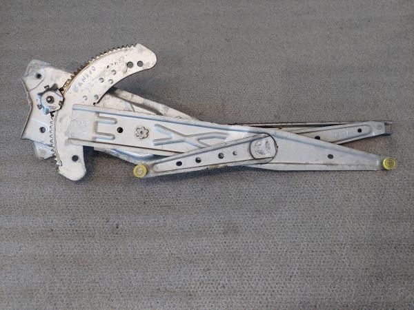 Elevador vidros frente esquerdo RENAULT Kangoo Express (FC0/1_)