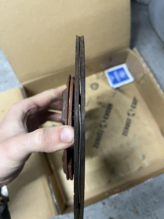 Продам сцепление fiat doblo 1.3 multijet кузов 223