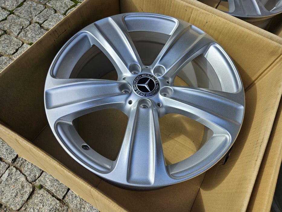 Mercedes E w213 GLC GLA GLE V VITO oryg 18 j.nowe nie amg