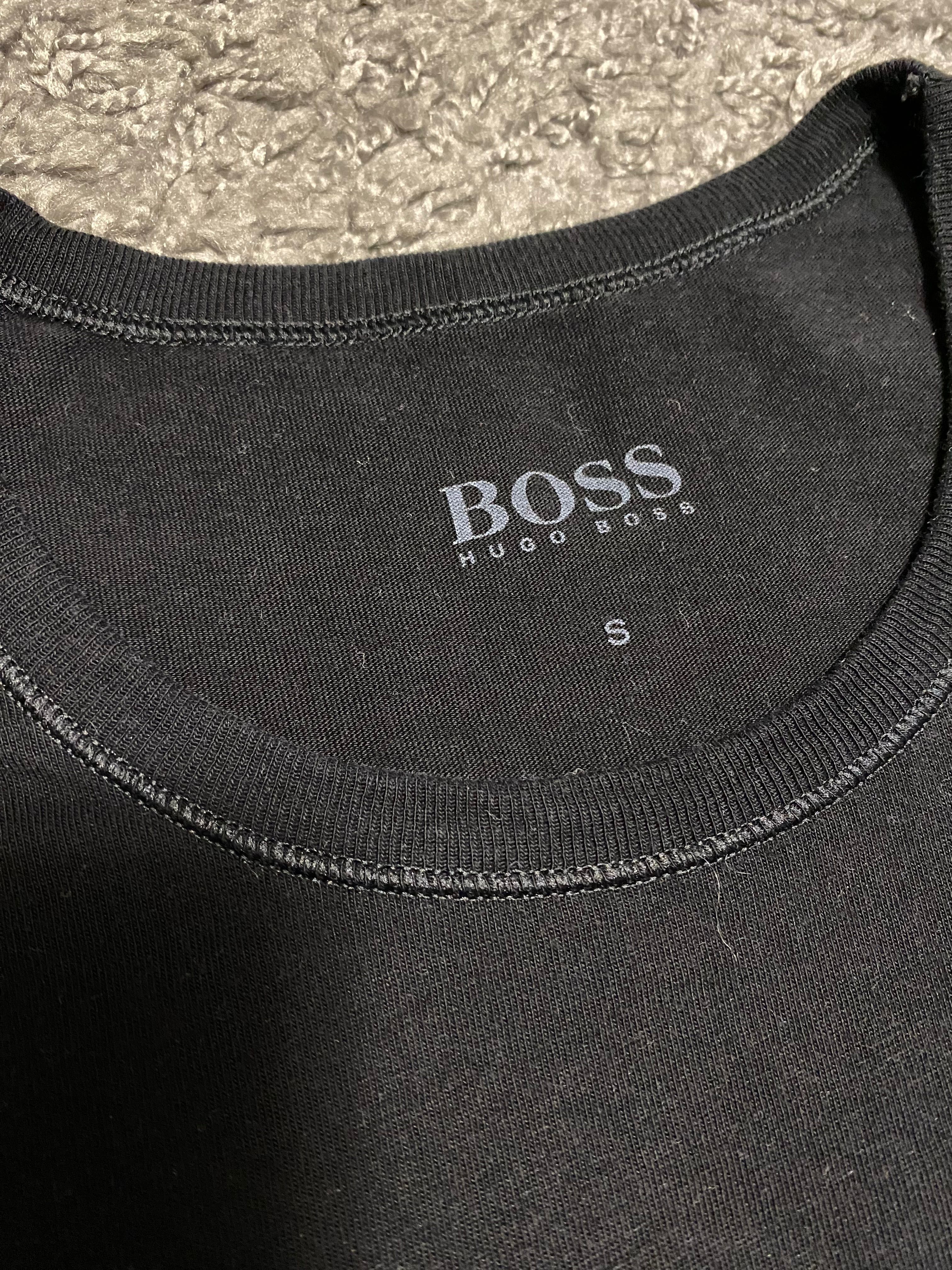 Футболка HUGO BOSS