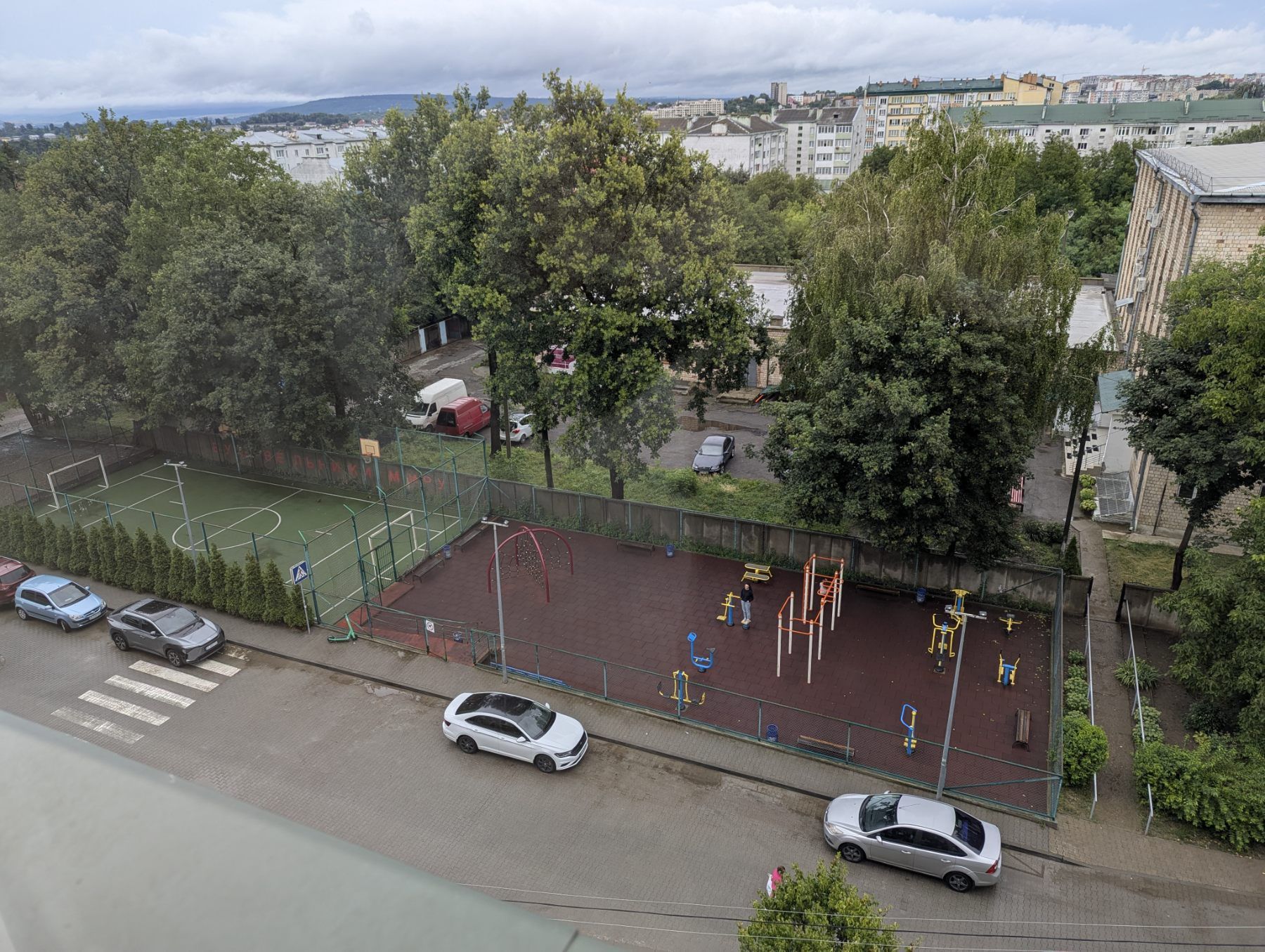 Продається 3 кімнатна квартира