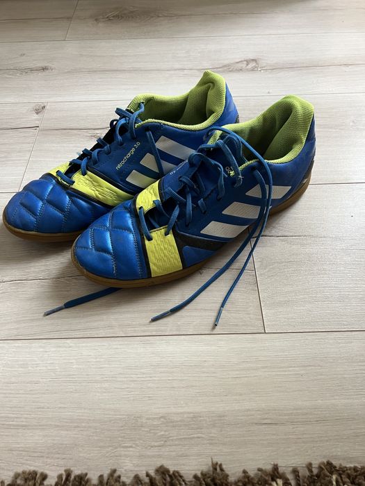 Продам взутя