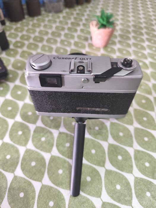 Máquina fotográfica Canon Canonete QL17