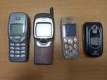 Lote telemóveis antigos Nokia e Vodafone