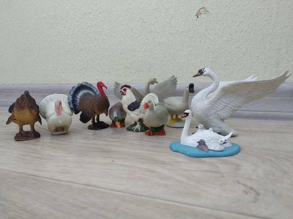 Набір фігурок тварин ( свійські птахи)
