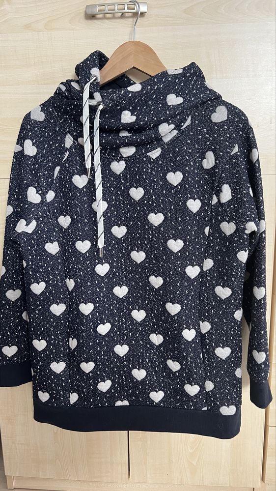 Bluza w serca ONLY roz. L