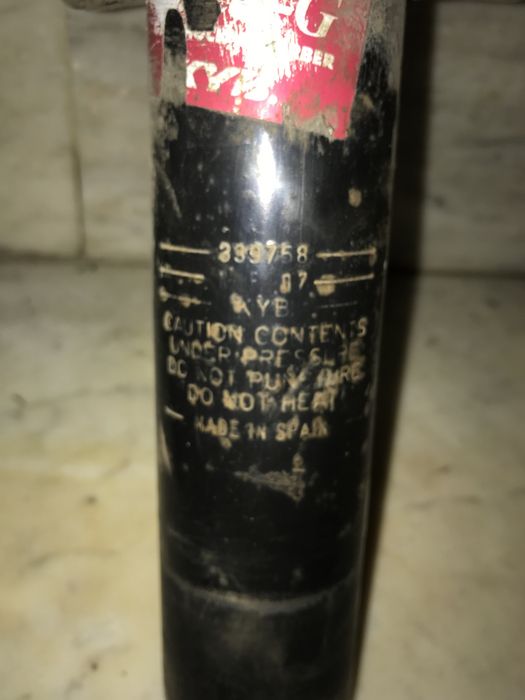 Амортизатор kyb ford mondeo 3 с опорами и поворотными передние задние