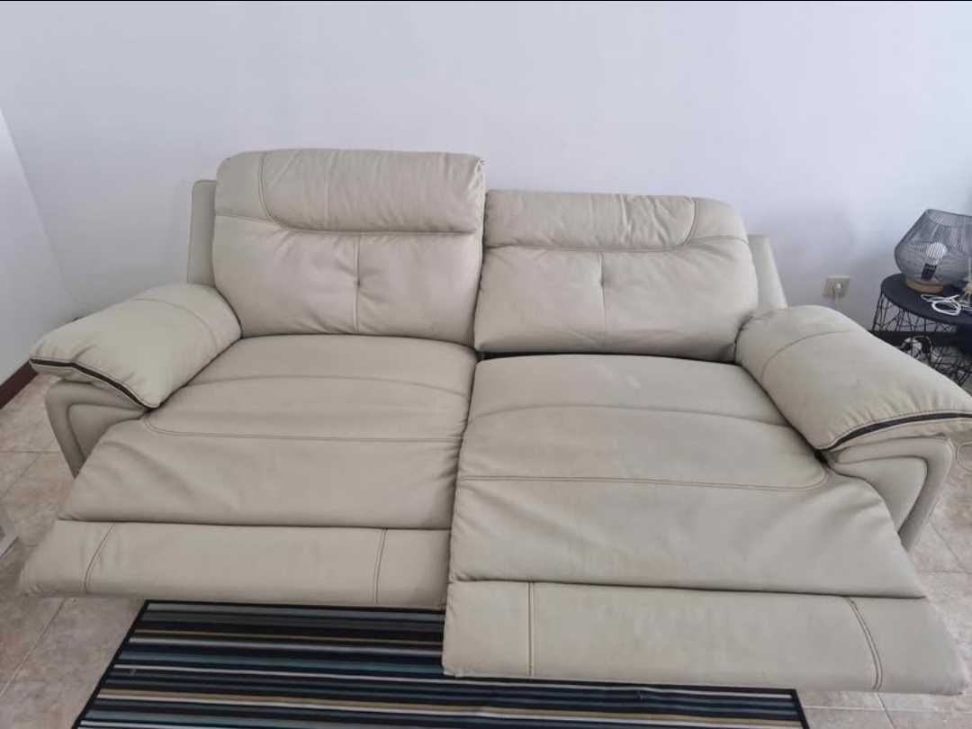 Sofa pele cor creme