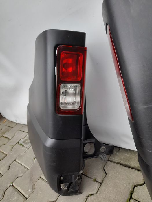 Клик задний Бампер Renault Trafic 3/Opel Vivaro Рвзборка