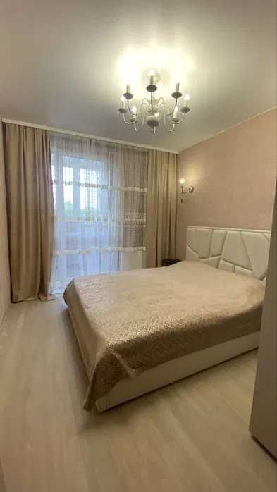Продам 2 комн.квартиру М.Холодная гора