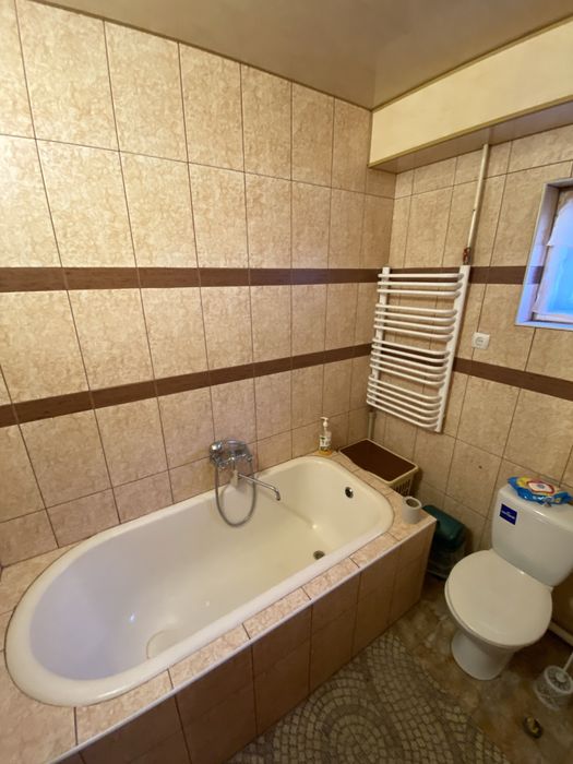 Продам будинок у передмісті Берееова