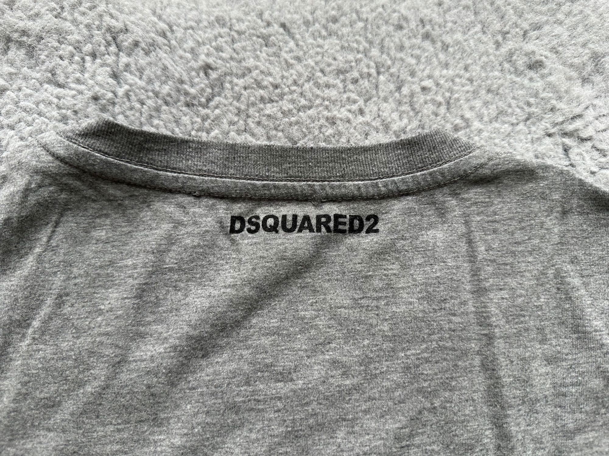 T-shirt Dsquared impecável