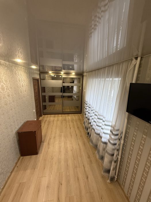 Перша оренда 2 кім по Гвардійській