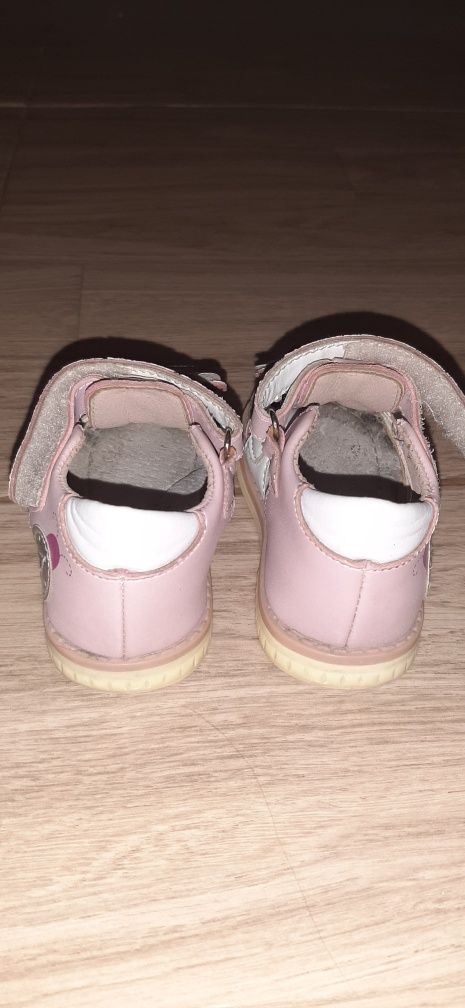 Босоніжки/сандалки для дівчинки, 20 р. (12 см)