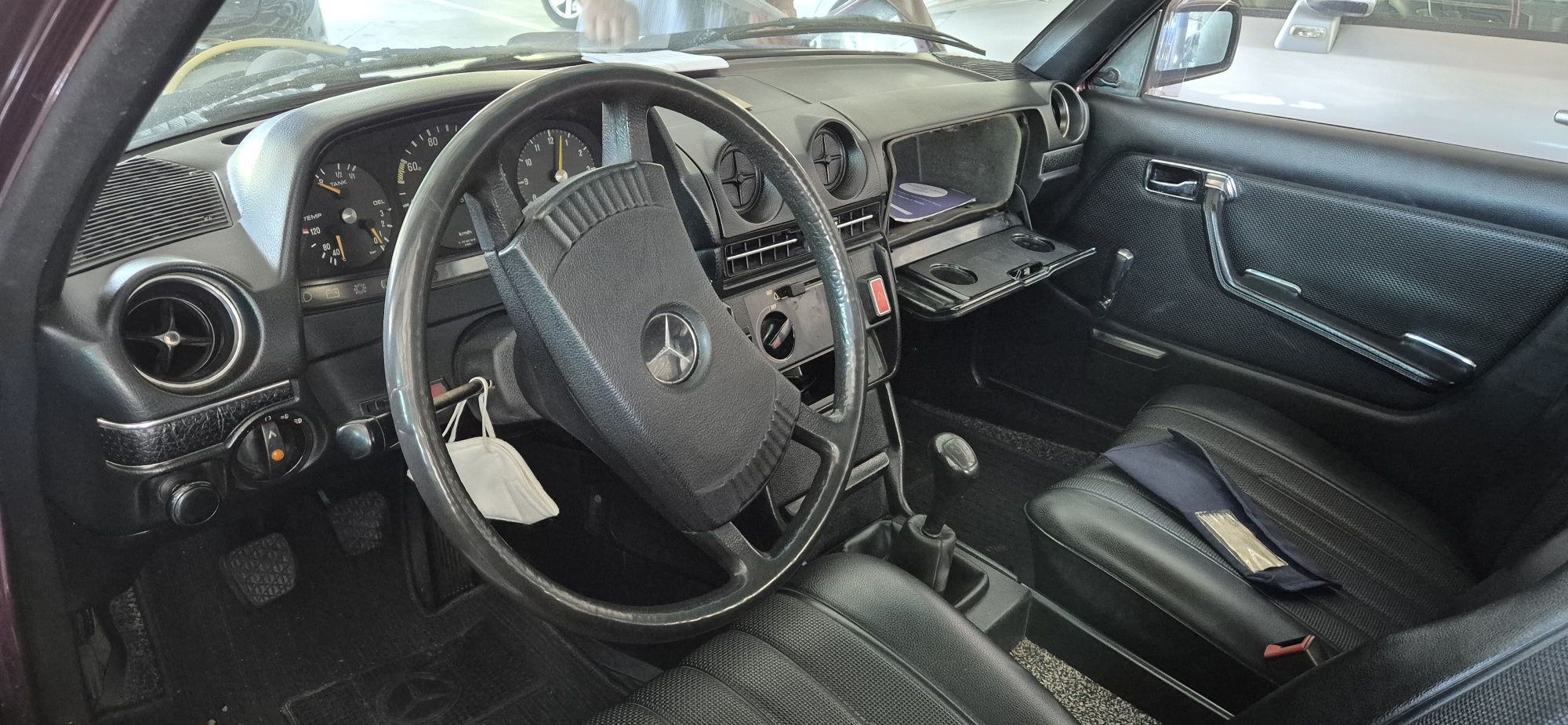 Mercedez-benz 200d CLÁSSICO