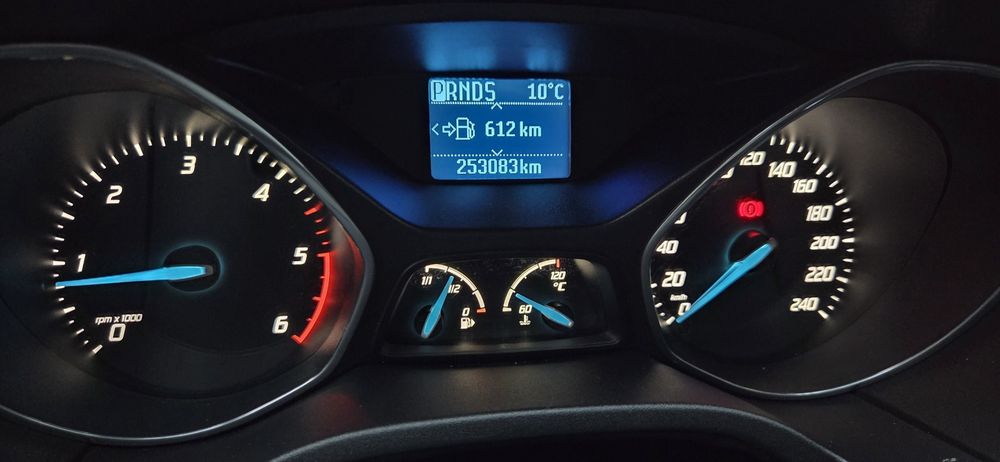 Ford Focus MK3 2.0 TDCi 115KM • Zadbany • Bez wkładu • 2 komplety kół