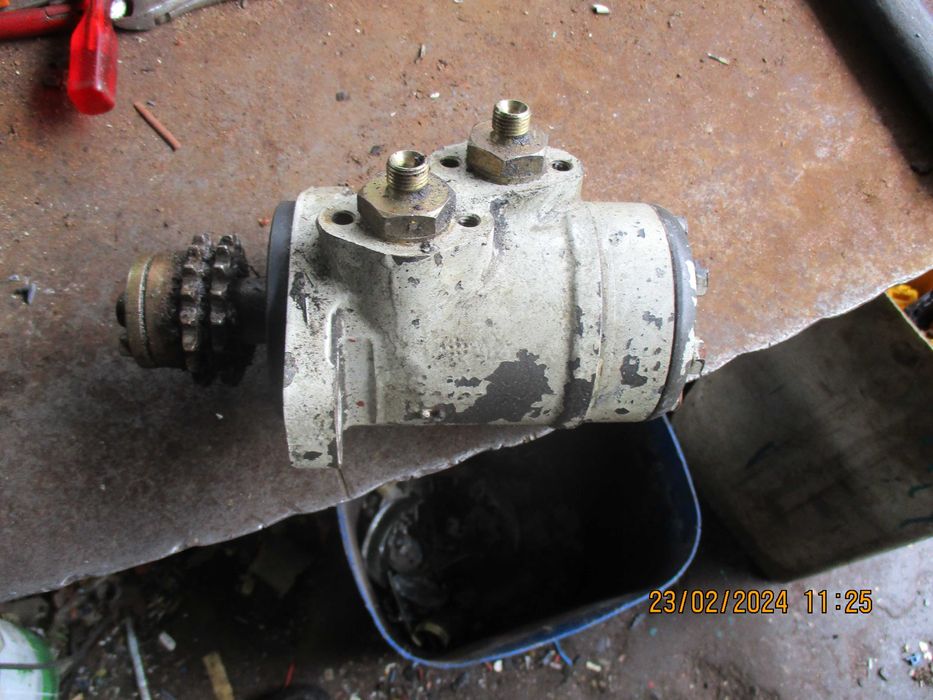 motor hidraulico em bom estado