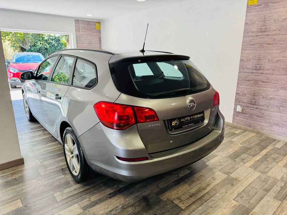 Veículo ótimo estado, opel