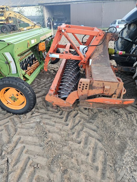 Agregat uprawowo siewny amazone d8 + kuhn 3m