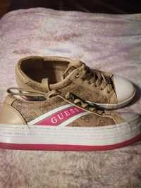 Buty Guess rozmiar 39