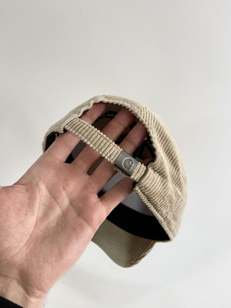 Carhartt WIP Velvet Cap чоловіча кепка