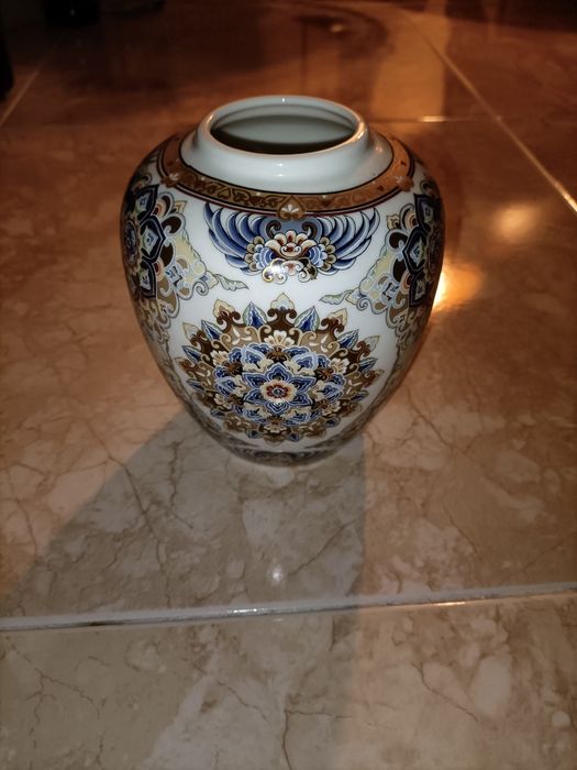 Jarra/Pote e caixa em cerâmica