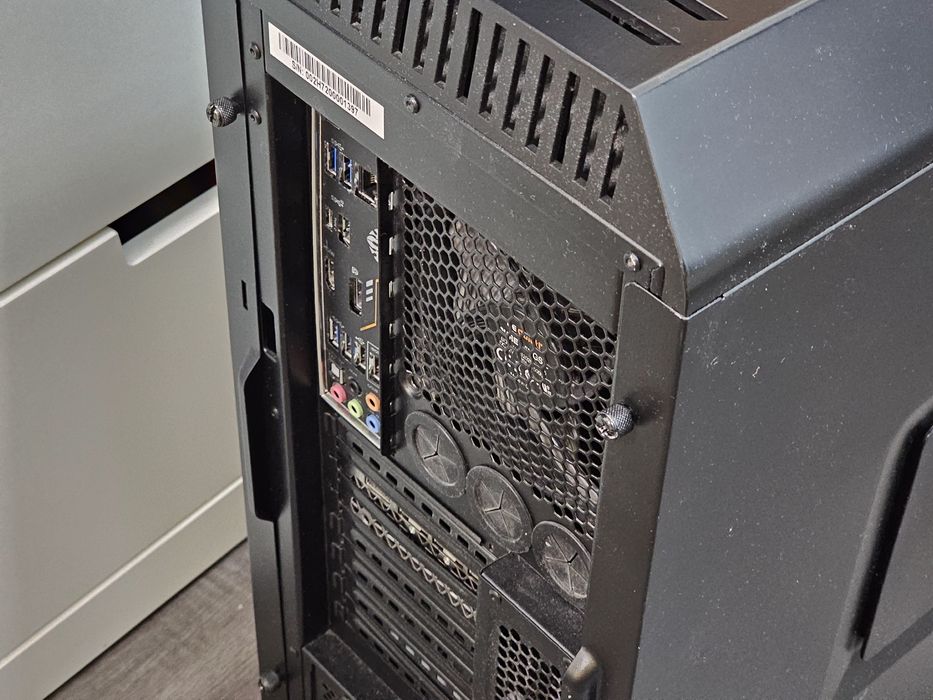 Игровой ПК с RTX 3070, Ryzen 5 5500, 32GB DDR4 Тихий компьютер для игр