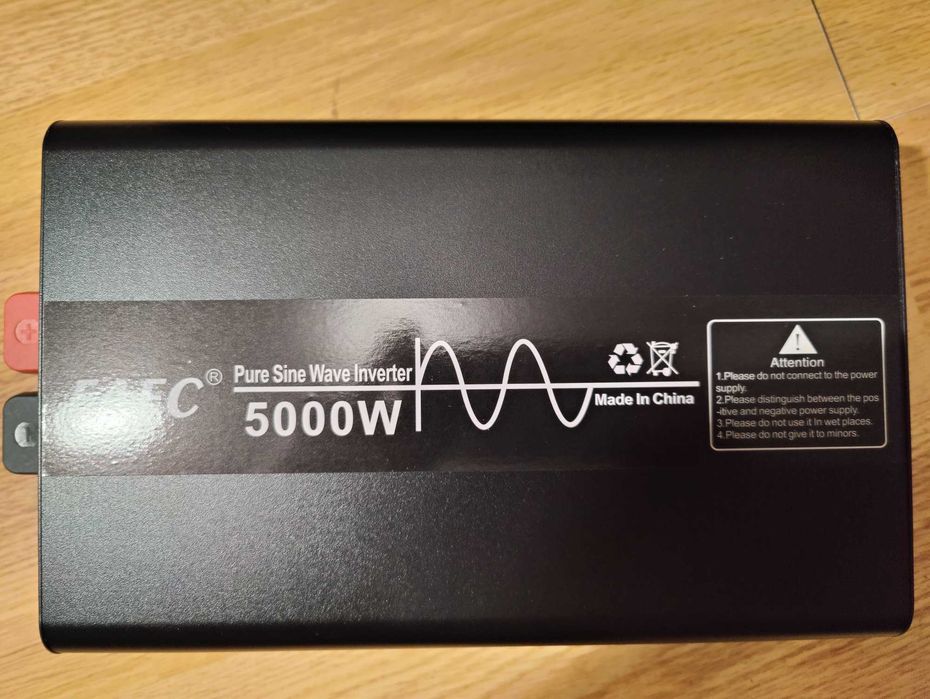Продам новий інвертор EAFC 5000 12В на 220В з потужністю 2800/5000 Вт