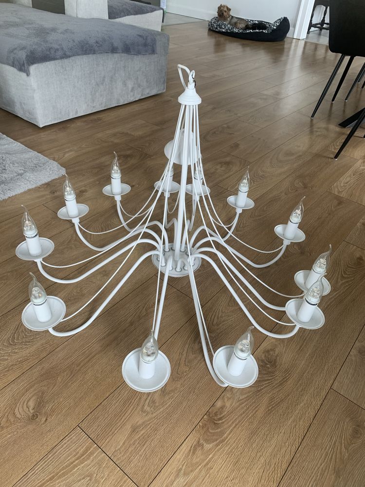 Duży biał żyrandol lampa świecznikowa