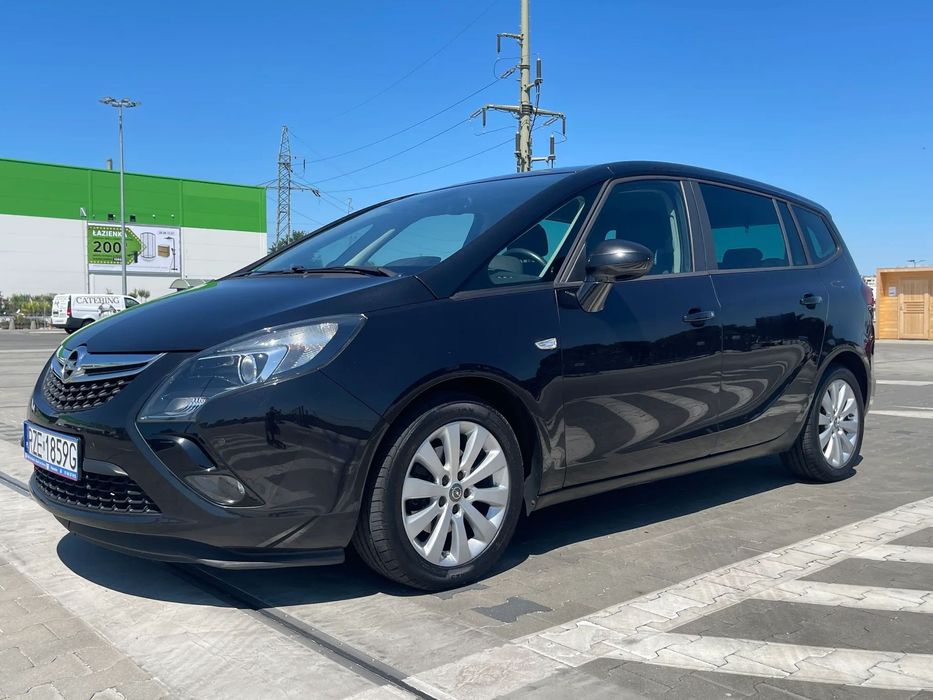 Opel Zafira 1.4 Turbo 140km/ 2015r/ super stan/ 7 osoób/ kamera/ 2xPDC/ 6b