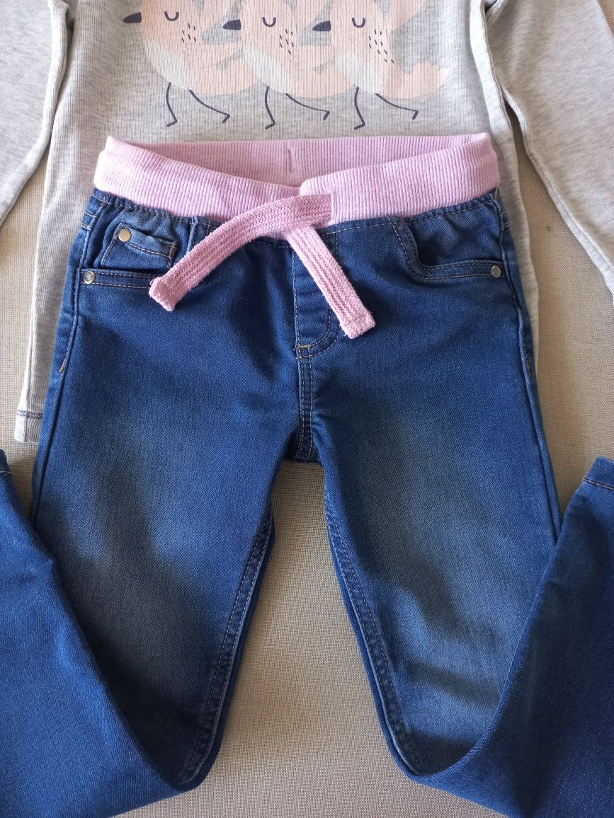 F&F spodnie dżinsowe miękkie gratis bluzka r.104