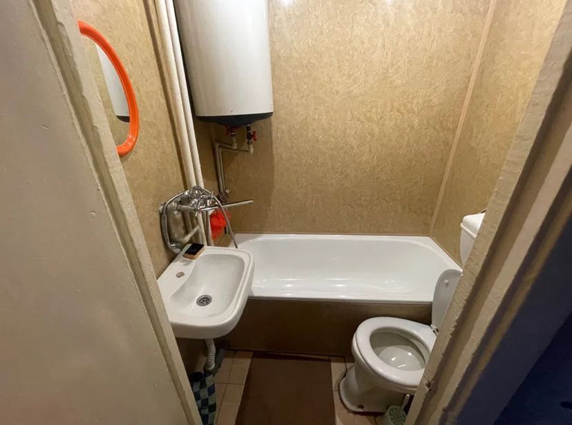 БЕЗ ЗАЛОГА И КОММУМАЛКИСдам квартиру на долгий срок район чудо маркета